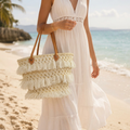 Cesta Capazo de Rafia Artesanal Estilo Boho con Flecos y Detalles Dorados