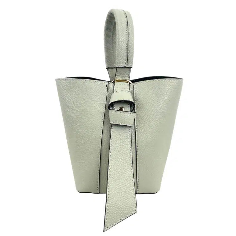 Bolso Tipo Cubo de Piel Italiana con Lazo Decorativo y Bolso Interior para Mujer